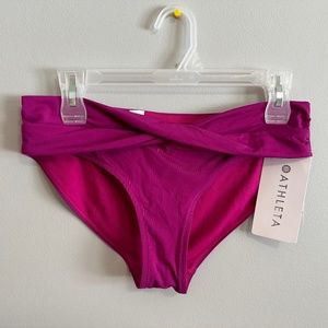 NWot Athleta Magenta Twist Bottom Mid Rise Women's Size S